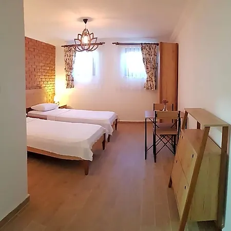 Adayel & Bag Evi Hotell 3*
